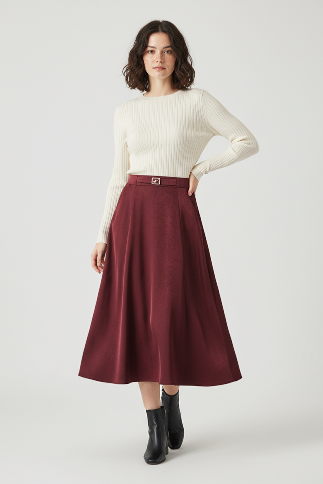 Jupe Patineuse Bordeaux Satinée Élégante