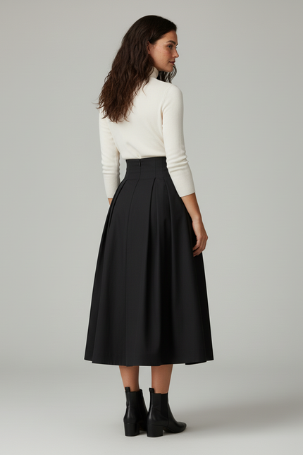 Jupe Patineuse Noire Plissée Élégante Sophistiquée
