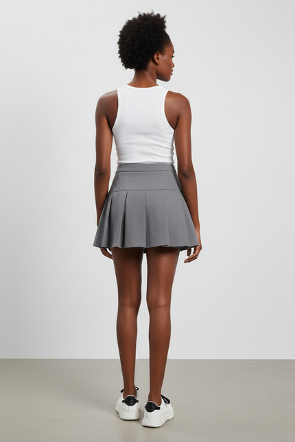 Jupe Patineuse Grise Plissée Chic Discrète