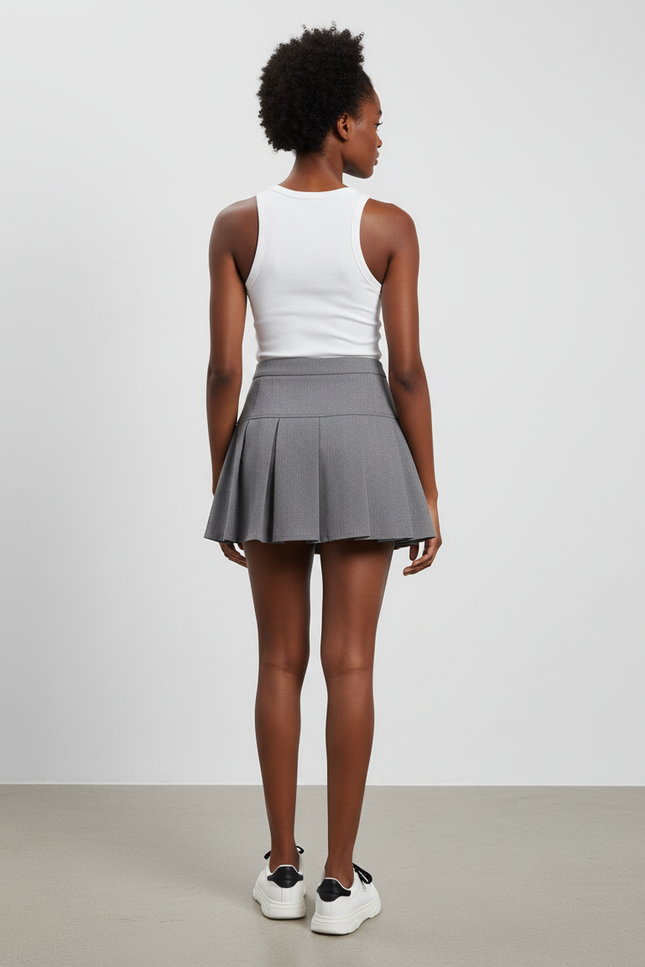 Jupe Patineuse Grise Plissée Chic Discrète