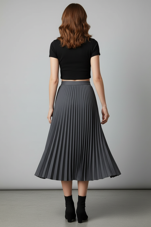Jupe Patineuse Grise Plissée Élégante Moderne