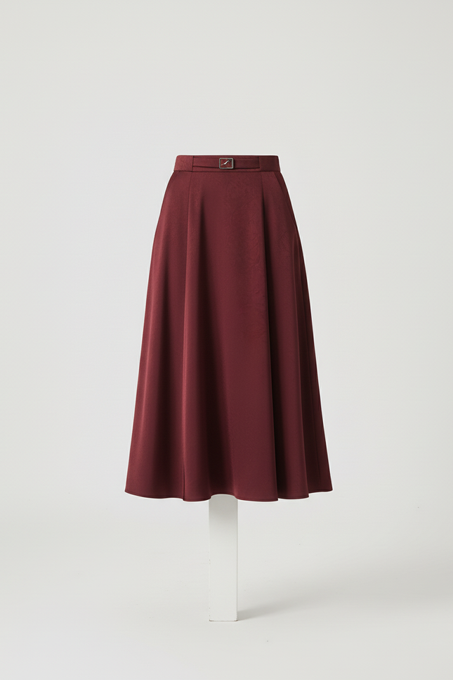 Jupe Patineuse Bordeaux Satinée Élégante